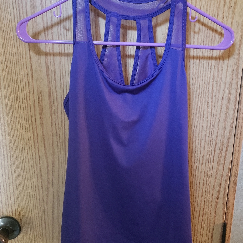 Yoga top - Picture 2 of 5